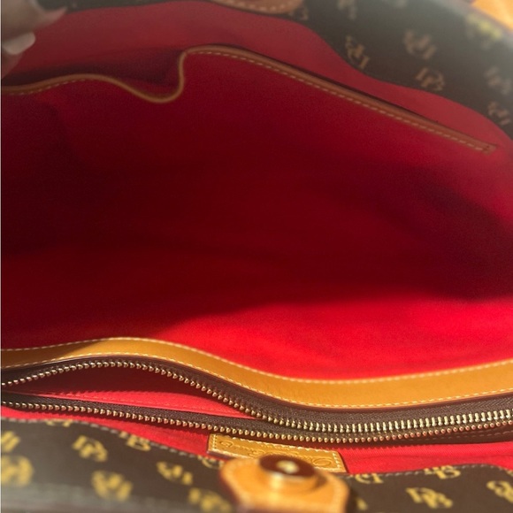 Gently use dooney and burke handbag - Picture 4 of 4
